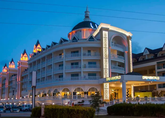 Dream World Resort & Spa
