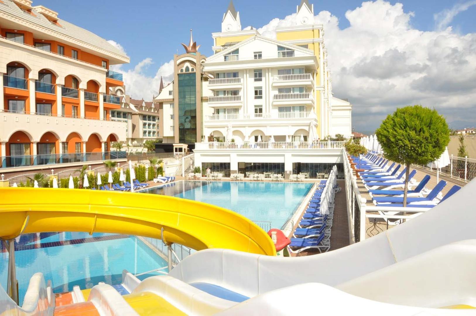 Dream World & Hotel