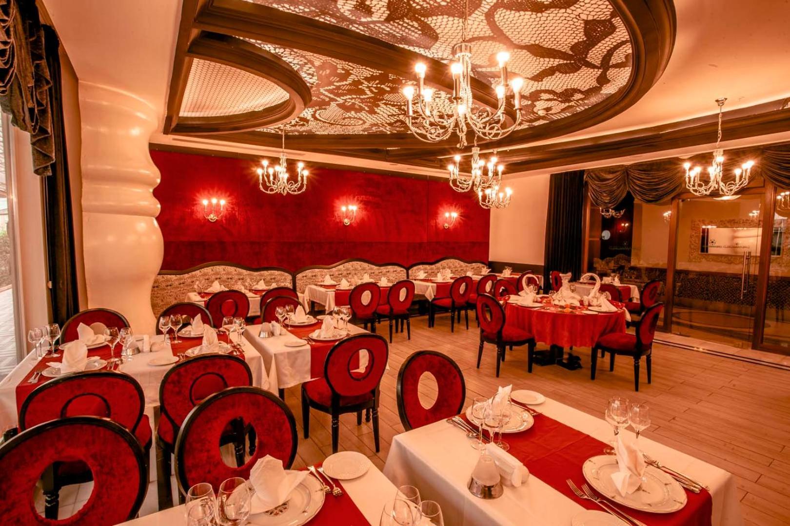 Dream World & Hotel 5*